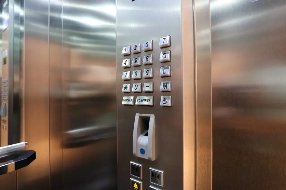 Foto 2 de Apartamento com 3 quartos à venda, 255m2 em Campo Comprido, Curitiba - PR