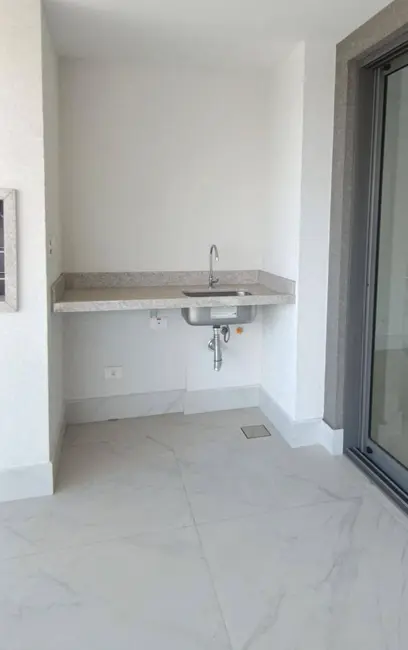 Foto 9 de Apartamento com 3 quartos à venda, 135m2 em Cabral, Curitiba - PR