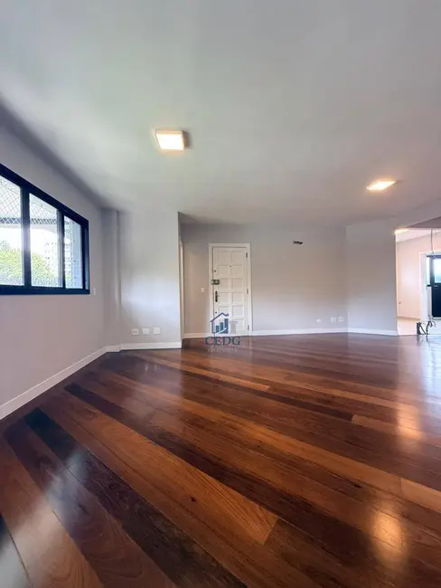 Apartamento com 4 quartos à venda, 203m2 em Vila Izabel, Curitiba - PR - imagem 3 Foto 3 de Apartamento com 4 quartos à venda, 203m2 em Vila Izabel, Curitiba - PR