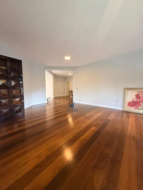 Apartamento com 4 quartos à venda, 203m2 em Vila Izabel, Curitiba - PR - imagem 7 Foto 7 de Apartamento com 4 quartos à venda, 203m2 em Vila Izabel, Curitiba - PR