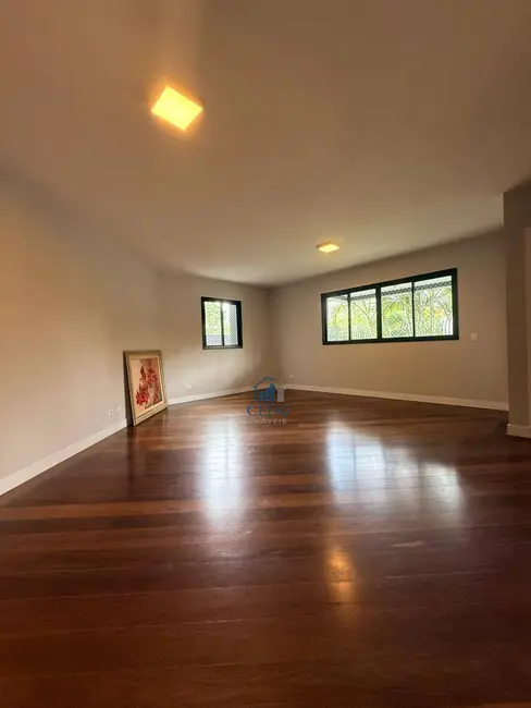 Apartamento com 4 quartos à venda, 203m2 em Vila Izabel, Curitiba - PR - imagem 8 Foto 8 de Apartamento com 4 quartos à venda, 203m2 em Vila Izabel, Curitiba - PR