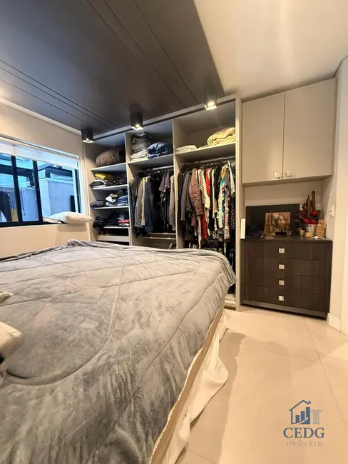 Foto 6 de Apartamento com 3 quartos à venda, 130m2 em Santo Inácio, Curitiba - PR