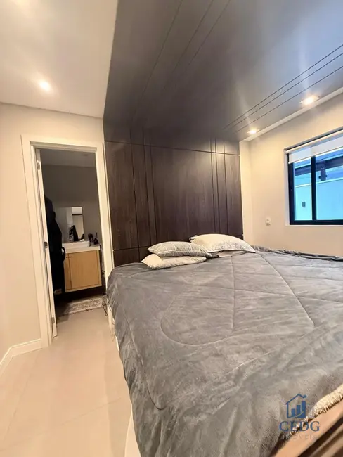 Foto 7 de Apartamento com 3 quartos à venda, 130m2 em Santo Inácio, Curitiba - PR