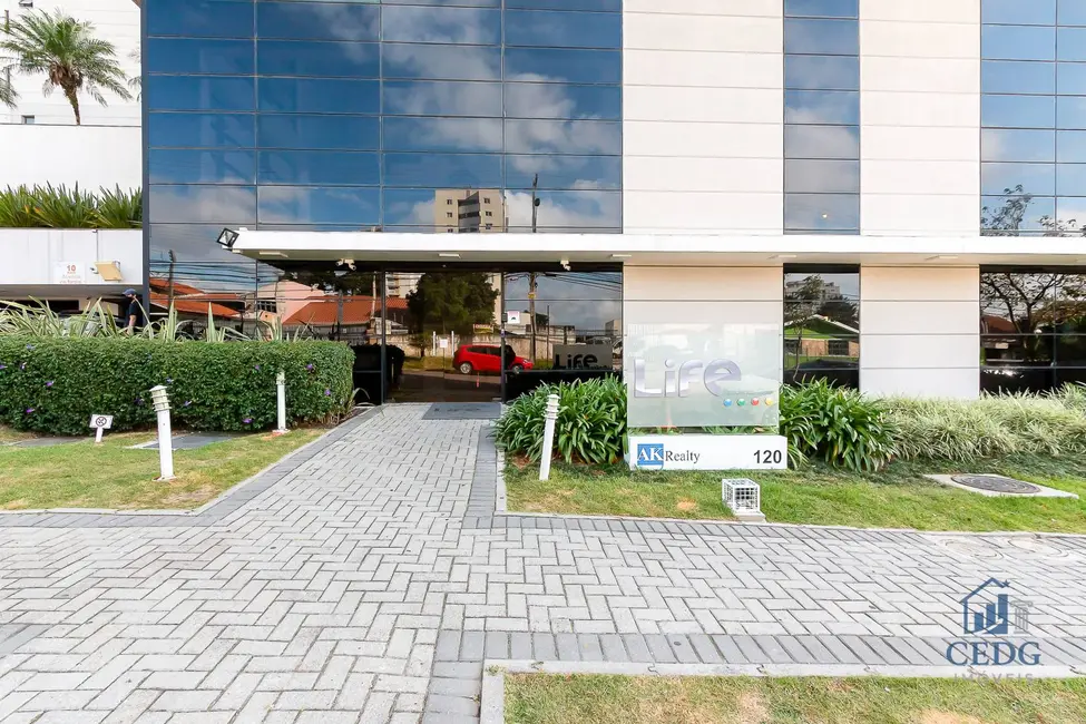 Apartamento com 3 quartos à venda, 78m2 em Capão Raso, Curitiba - PR - imagem 3 Foto 3 de Apartamento com 3 quartos à venda, 78m2 em Capão Raso, Curitiba - PR