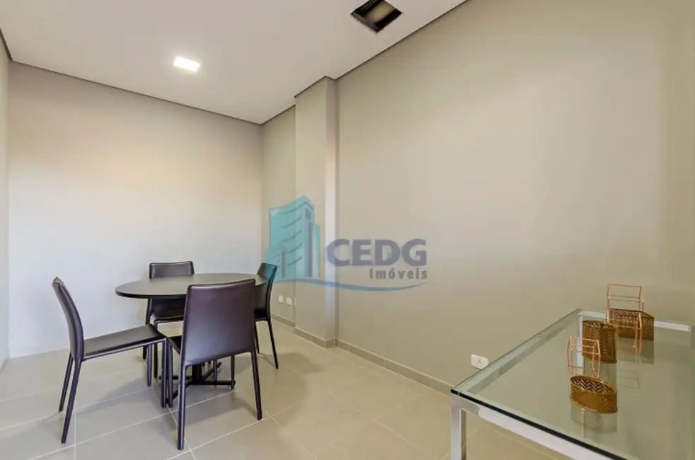 Foto 6 de Apartamento com 2 quartos à venda, 56m2 em Santo Inácio, Curitiba - PR