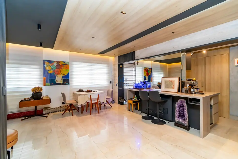 Foto 5 de Apartamento com 2 quartos à venda, 78m2 em Capão Raso, Curitiba - PR