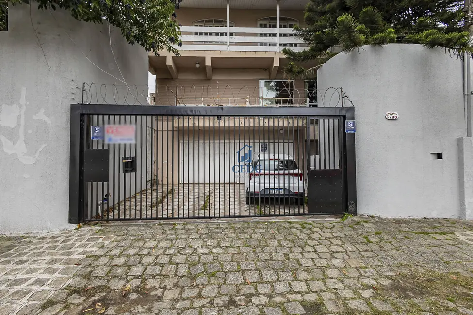 Sobrado com 4 quartos à venda, 400m2 em Vista Alegre, Curitiba - PR - imagem 2 Foto 2 de Sobrado com 4 quartos à venda, 400m2 em Vista Alegre, Curitiba - PR