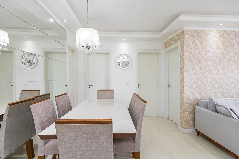 Foto 2 de Apartamento com 3 quartos à venda, 78m2 em Capão Raso, Curitiba - PR