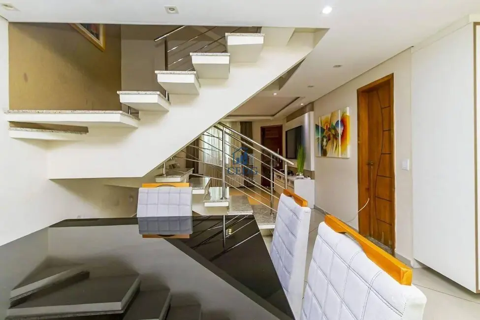 Casa com 4 quartos à venda, 236m2 em Pinheirinho, Curitiba - PR - imagem 7 Foto 7 de Casa com 4 quartos à venda, 236m2 em Pinheirinho, Curitiba - PR