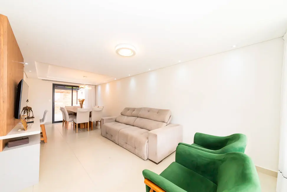 Foto 2 de Casa com 3 quartos à venda, 105m2 em Santa Cândida, Curitiba - PR