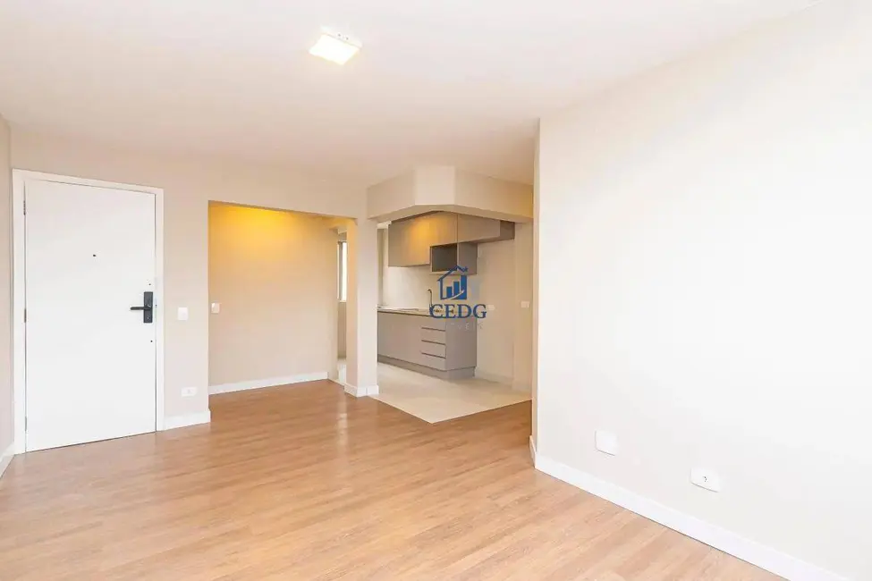 Apartamento com 3 quartos à venda e para alugar em Água Verde, Curitiba - PR - imagem 3 Foto 3 de Apartamento com 3 quartos à venda e para alugar em Água Verde, Curitiba - PR