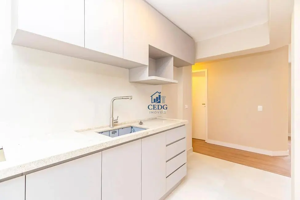 Apartamento com 3 quartos à venda e para alugar em Água Verde, Curitiba - PR - imagem 9 Foto 9 de Apartamento com 3 quartos à venda e para alugar em Água Verde, Curitiba - PR