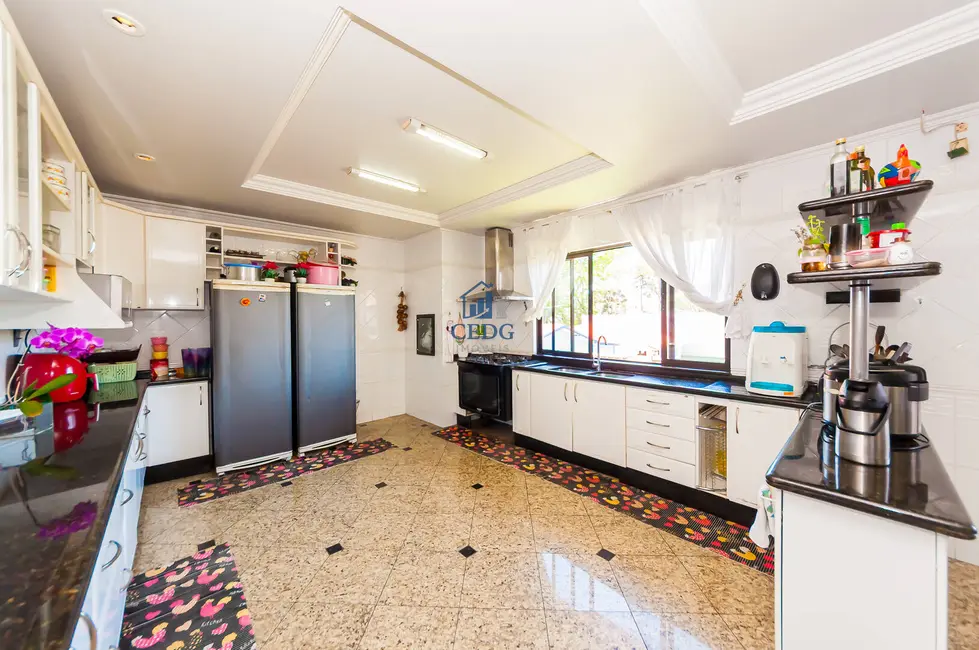 Casa com 3 quartos à venda, 416m2 em Bacacheri, Curitiba - PR - imagem 6 Foto 6 de Casa com 3 quartos à venda, 416m2 em Bacacheri, Curitiba - PR