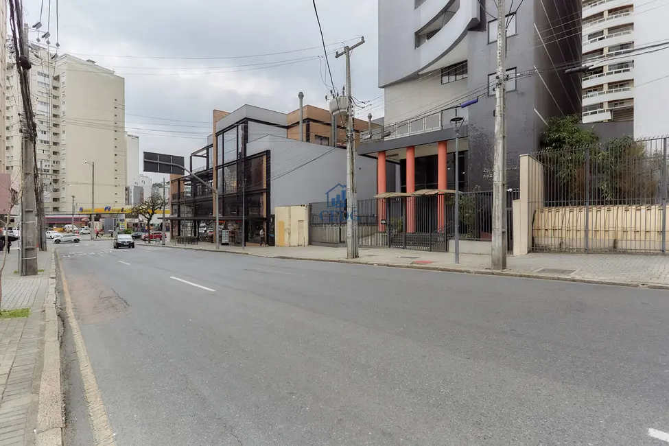 Foto 3 de Apartamento com 1 quarto à venda, 33m2 em Batel, Curitiba - PR