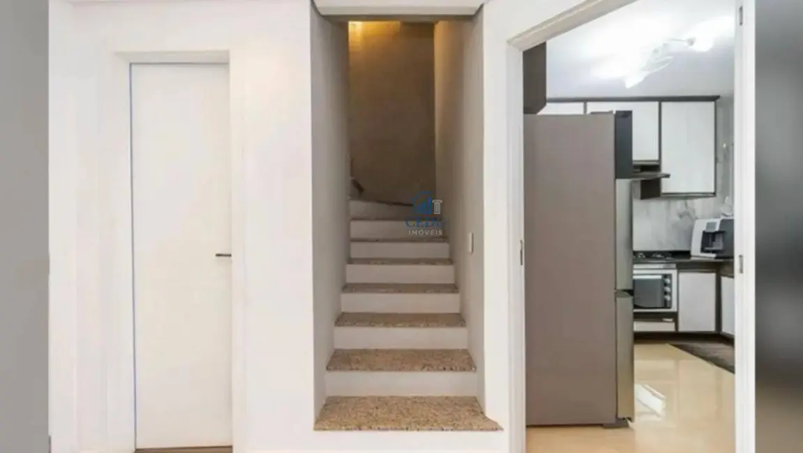 Foto 5 de Sobrado com 3 quartos à venda e para alugar, 160m2 em Boqueirão, Curitiba - PR