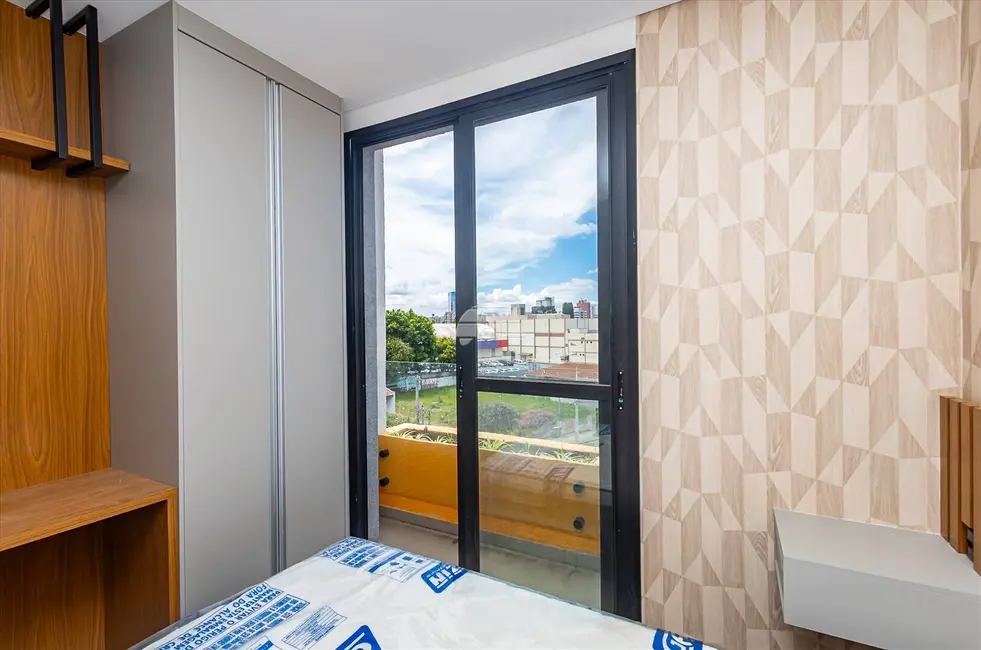 Foto 3 de Apartamento com 1 quarto à venda, 18m2 em São Francisco, Curitiba - PR