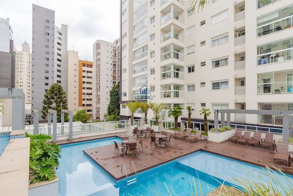 Foto 9 de Apartamento com 2 quartos à venda, 77m2 em Água Verde, Curitiba - PR