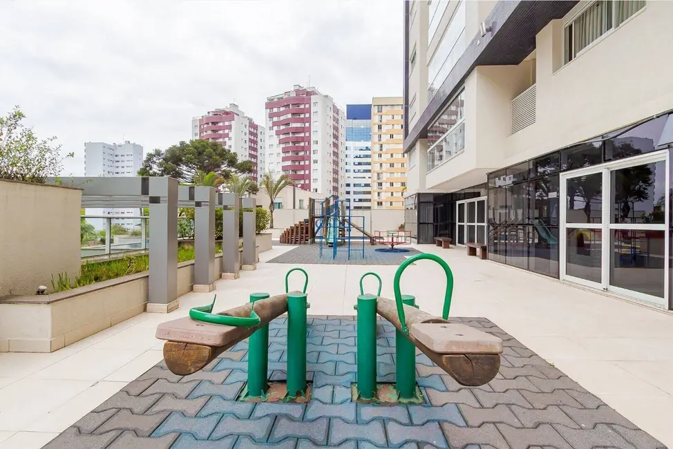 Foto 8 de Apartamento com 2 quartos à venda, 77m2 em Água Verde, Curitiba - PR