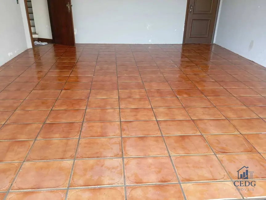 Foto 4 de Casa com 3 quartos à venda, 248m2 em Guabirotuba, Curitiba - PR