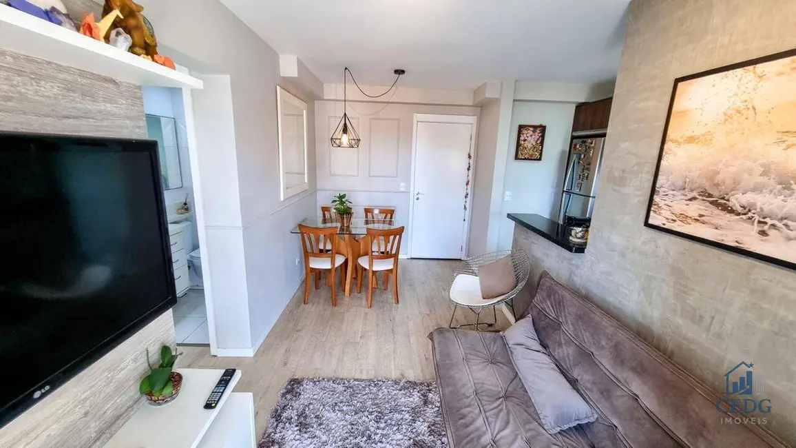 Foto 7 de Apartamento com 2 quartos à venda, 51m2 em Capão Raso, Curitiba - PR