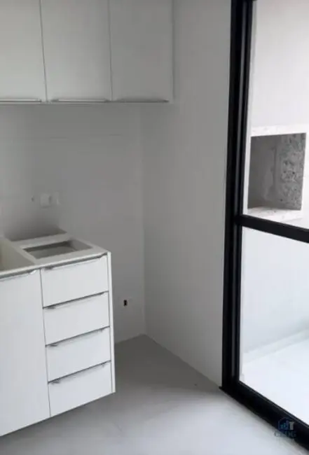 Foto 2 de Apartamento com 2 quartos à venda, 48m2 em Capão Raso, Curitiba - PR