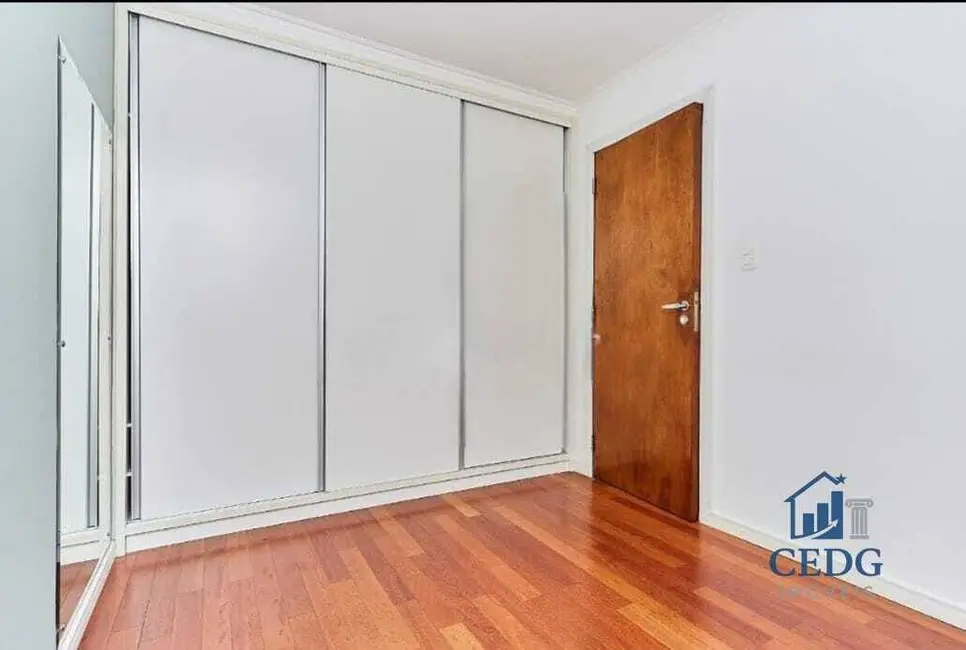 Foto 8 de Casa com 2 quartos à venda, 89m2 em Pinheirinho, Curitiba - PR