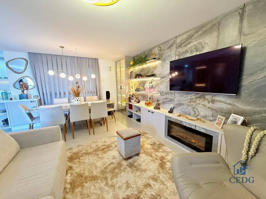 Sobrado com 3 quartos à venda, 153m2 em Portão, Curitiba - PR - imagem 5 Foto 5 de Sobrado com 3 quartos à venda, 153m2 em Portão, Curitiba - PR