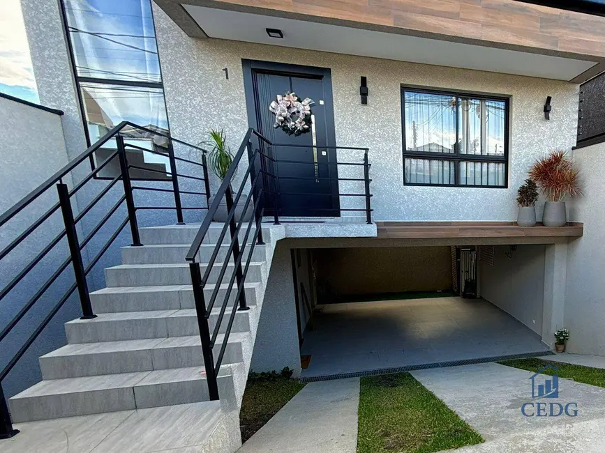 Sobrado com 3 quartos à venda, 153m2 em Portão, Curitiba - PR - imagem 2 Foto 2 de Sobrado com 3 quartos à venda, 153m2 em Portão, Curitiba - PR