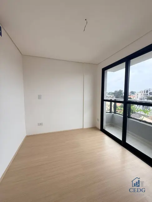 Foto 3 de Apartamento com 2 quartos à venda, 50m2 em Capão Raso, Curitiba - PR