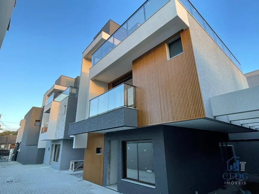 Casa com 3 quartos à venda, 208m2 em Jardim das Américas, Curitiba - PR - imagem 1 Foto 1 de Casa com 3 quartos à venda, 208m2 em Jardim das Américas, Curitiba - PR
