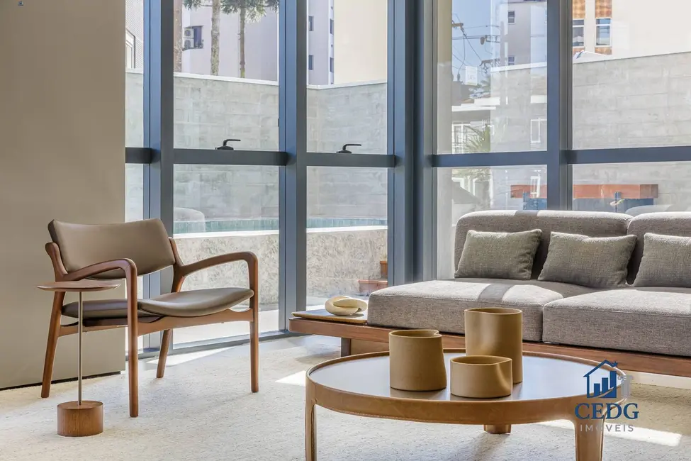 Apartamento com 2 quartos à venda, 125m2 em Bigorrilho, Curitiba - PR - imagem 4 Foto 4 de Apartamento com 2 quartos à venda, 125m2 em Bigorrilho, Curitiba - PR