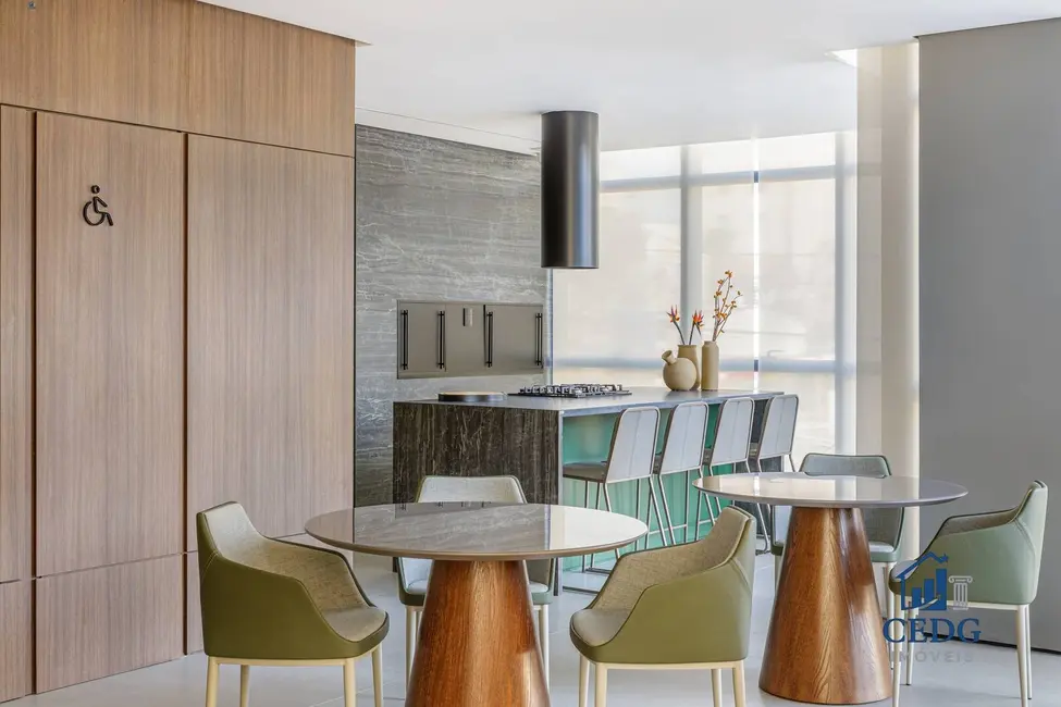 Apartamento com 2 quartos à venda, 125m2 em Bigorrilho, Curitiba - PR - imagem 9 Foto 9 de Apartamento com 2 quartos à venda, 125m2 em Bigorrilho, Curitiba - PR