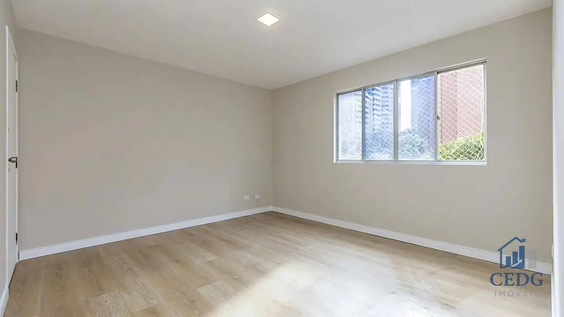 Foto 8 de Apartamento com 3 quartos à venda, 65m2 em Bigorrilho, Curitiba - PR