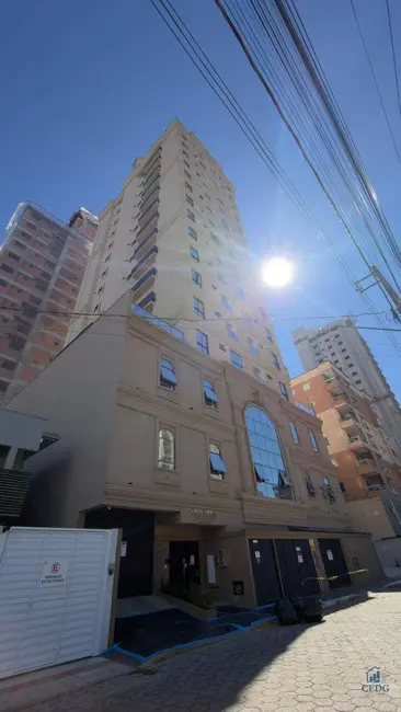 Foto 3 de Apartamento com 2 quartos à venda, 60m2 em Itapema - SC