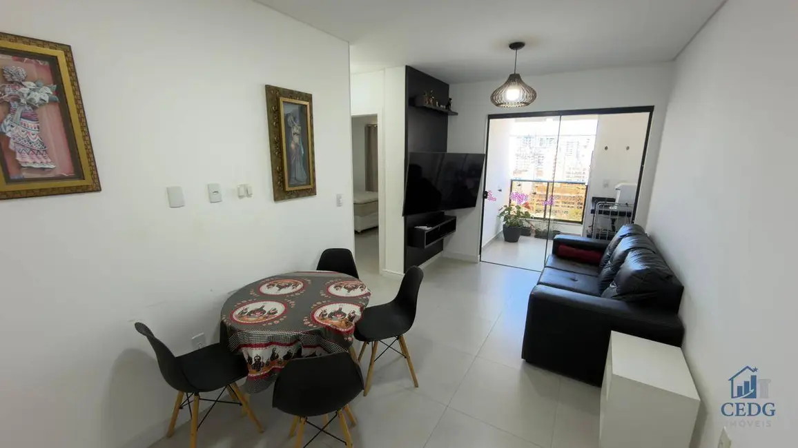 Foto 5 de Apartamento com 2 quartos à venda, 60m2 em Itapema - SC