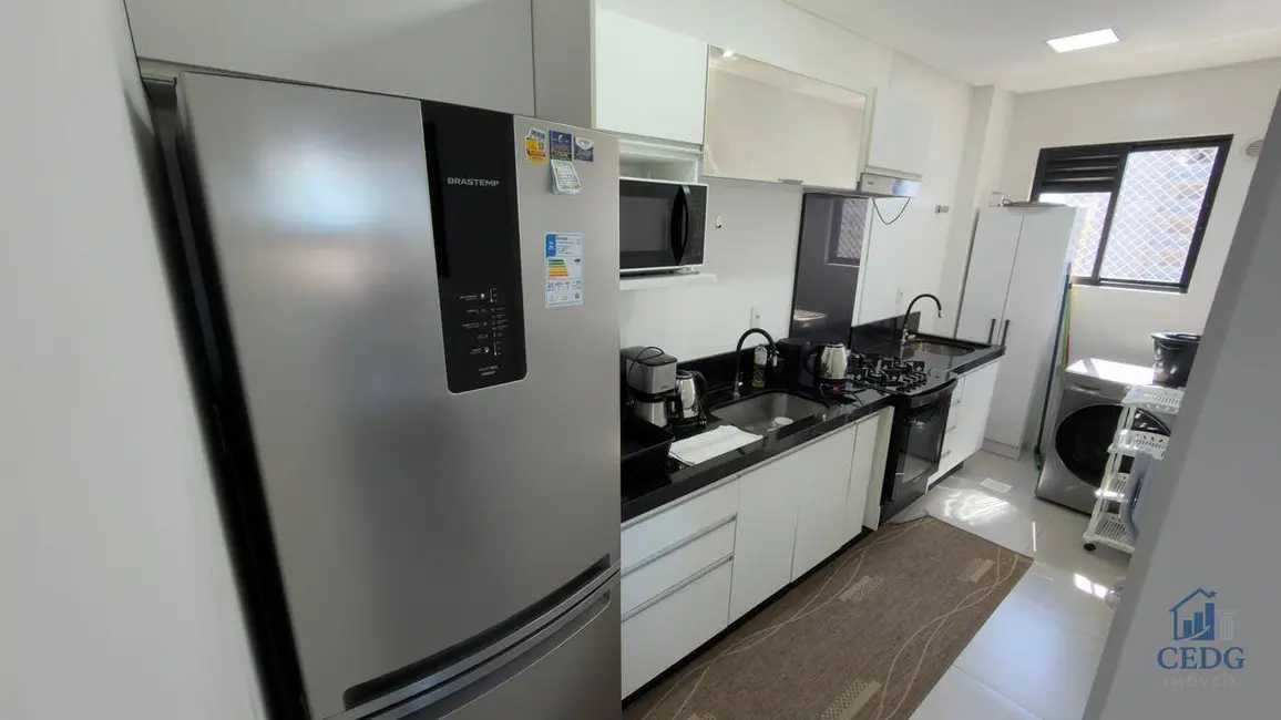 Foto 7 de Apartamento com 2 quartos à venda, 60m2 em Itapema - SC