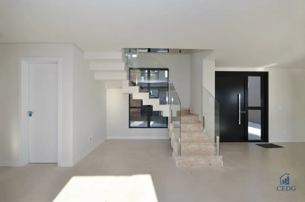 Foto 3 de Casa com 3 quartos à venda, 263m2 em Mercês, Curitiba - PR