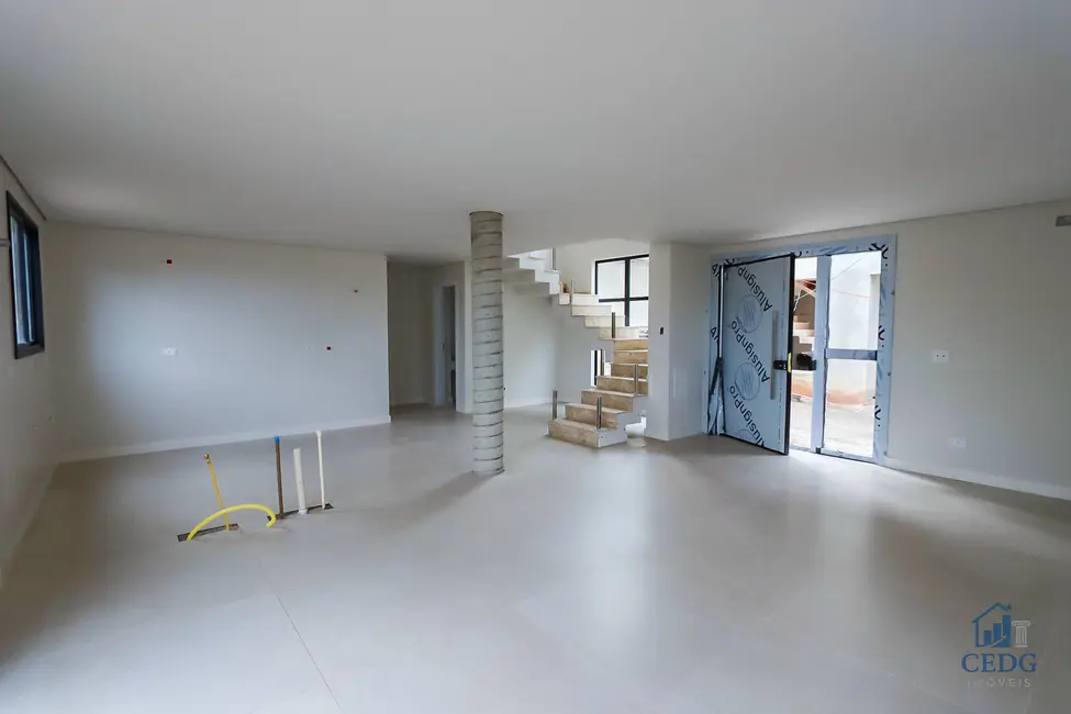 Foto 2 de Casa com 3 quartos à venda, 263m2 em Mercês, Curitiba - PR