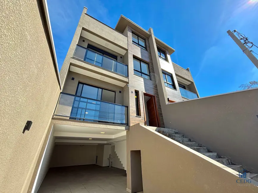 Foto 3 de Casa com 4 quartos à venda, 268m2 em Tingui, Curitiba - PR