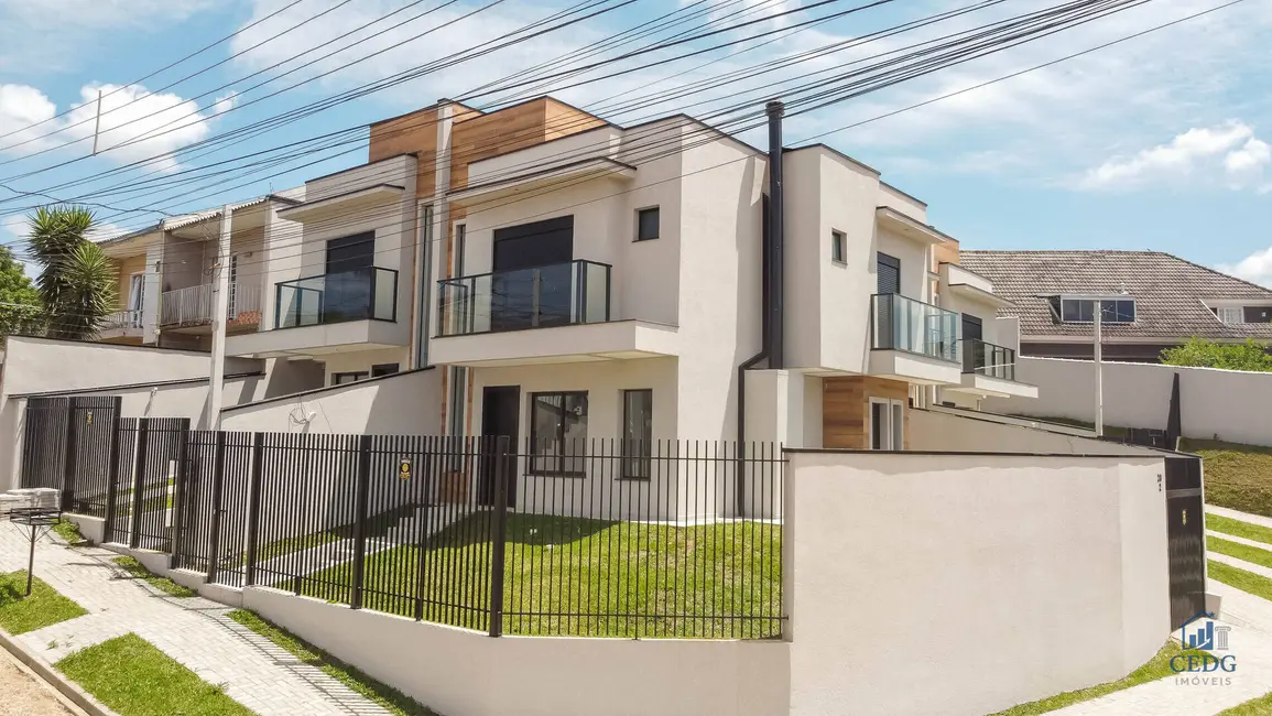 Sobrado com 3 quartos à venda, 103m2 em Atuba, Curitiba - PR - imagem 2 Foto 2 de Sobrado com 3 quartos à venda, 103m2 em Atuba, Curitiba - PR