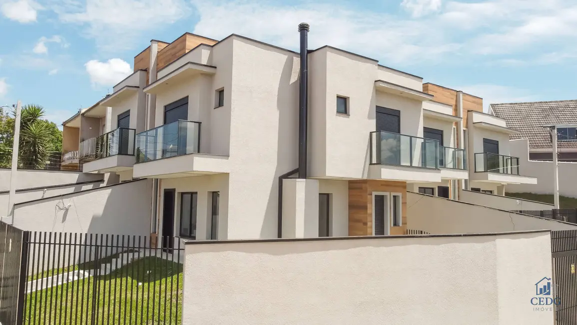 Sobrado com 3 quartos à venda, 103m2 em Atuba, Curitiba - PR - imagem 3 Foto 3 de Sobrado com 3 quartos à venda, 103m2 em Atuba, Curitiba - PR