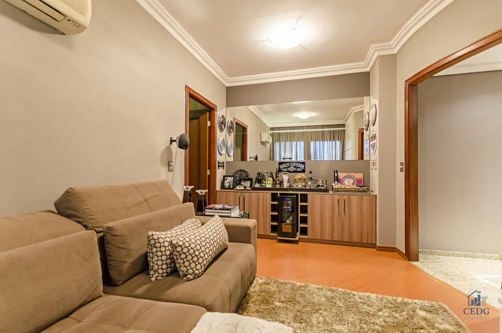 Foto 5 de Apartamento com 3 quartos à venda, 149m2 em Cristo Rei, Curitiba - PR