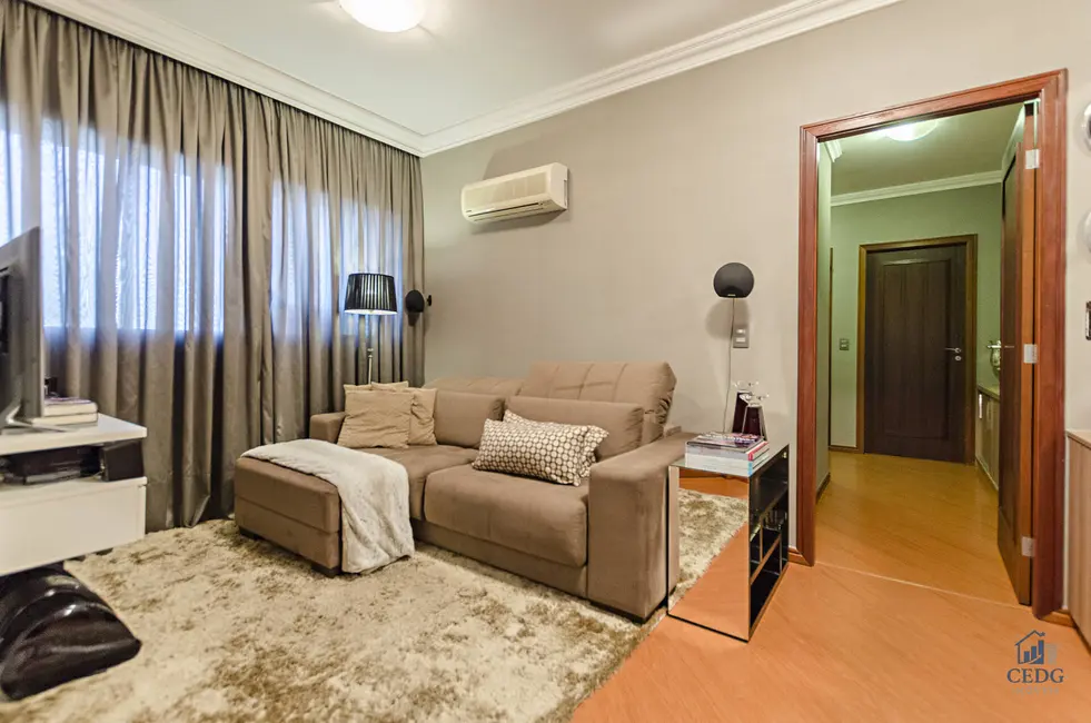 Foto 6 de Apartamento com 3 quartos à venda, 149m2 em Cristo Rei, Curitiba - PR