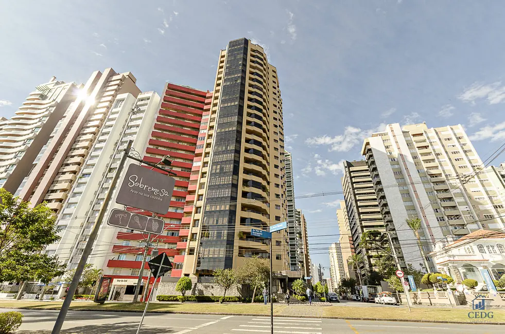 Foto 1 de Apartamento com 4 quartos à venda, 302m2 em Batel, Curitiba - PR