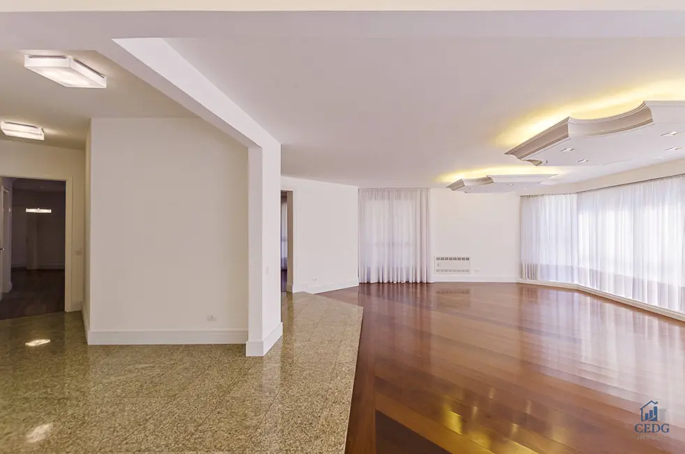 Foto 9 de Apartamento com 4 quartos à venda, 302m2 em Batel, Curitiba - PR