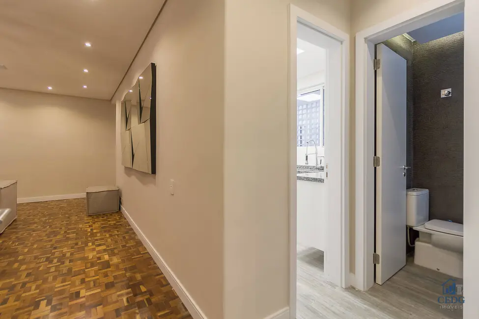 Apartamento com 3 quartos à venda, 101m2 em Batel, Curitiba - PR - imagem 5 Foto 5 de Apartamento com 3 quartos à venda, 101m2 em Batel, Curitiba - PR