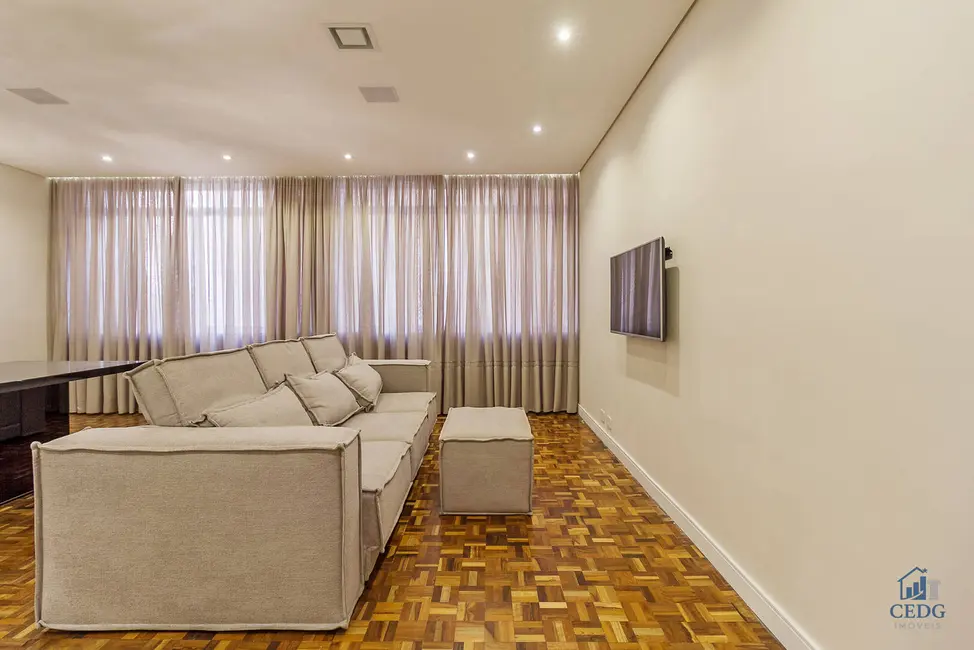 Apartamento com 3 quartos à venda, 101m2 em Batel, Curitiba - PR - imagem 4 Foto 4 de Apartamento com 3 quartos à venda, 101m2 em Batel, Curitiba - PR