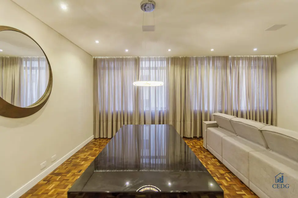 Apartamento com 3 quartos à venda, 101m2 em Batel, Curitiba - PR - imagem 7 Foto 7 de Apartamento com 3 quartos à venda, 101m2 em Batel, Curitiba - PR