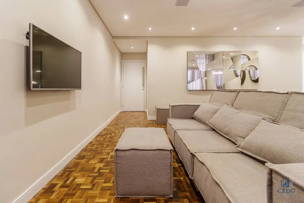 Apartamento com 3 quartos à venda, 101m2 em Batel, Curitiba - PR - imagem 6 Foto 6 de Apartamento com 3 quartos à venda, 101m2 em Batel, Curitiba - PR