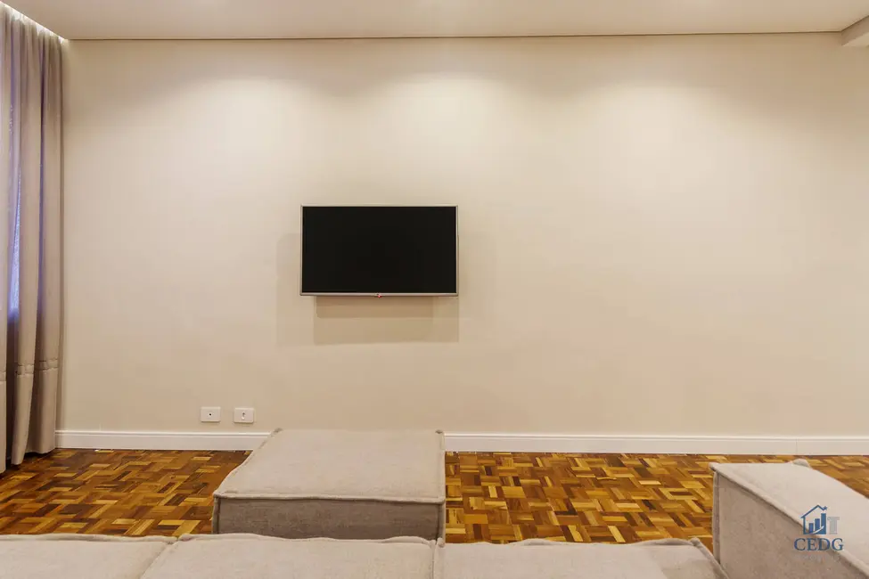 Apartamento com 3 quartos à venda, 101m2 em Batel, Curitiba - PR - imagem 8 Foto 8 de Apartamento com 3 quartos à venda, 101m2 em Batel, Curitiba - PR